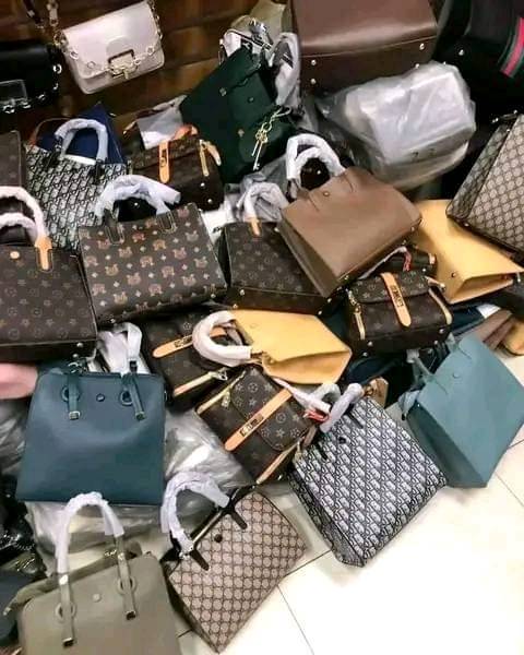 Bulk Ladies Branded Hand Bags - Image 5